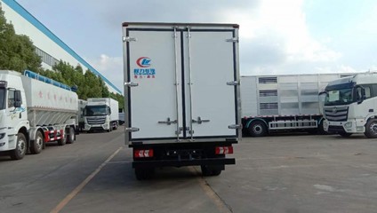 陜汽德威冷藏車今日出廠發往浙江杭州，高效溫控助力冷鏈物流